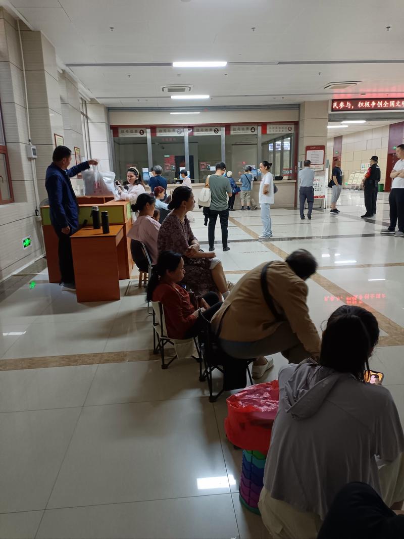 极光医保卡取现平台：小白必看的正确使用指南